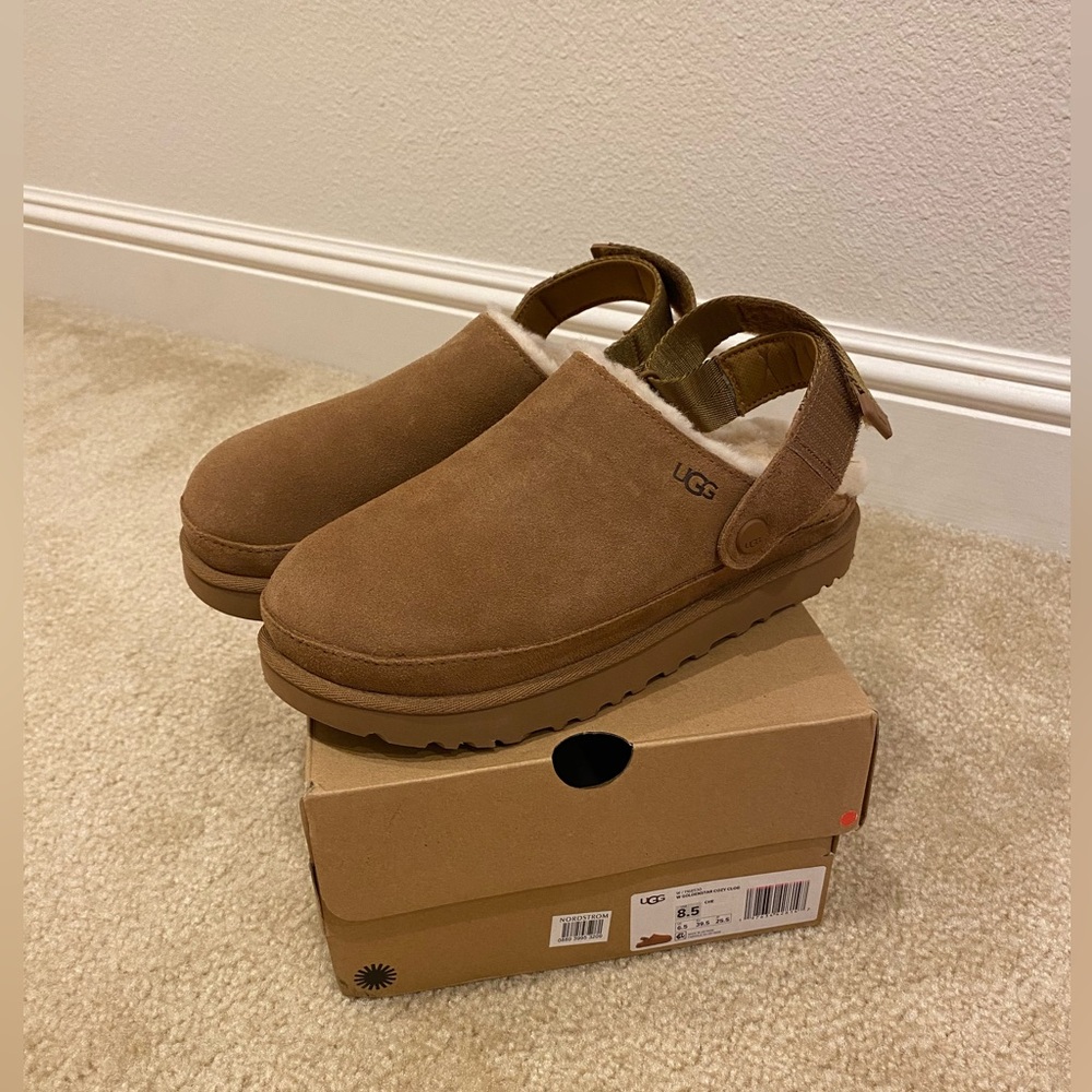 UGG Goldenstar Clog Chestnut